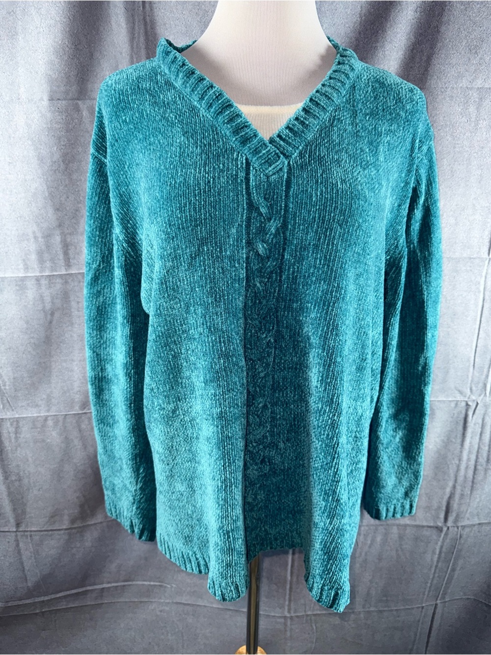 2646-Bobbie Brooks Teal V-Neck Chenille Sweater